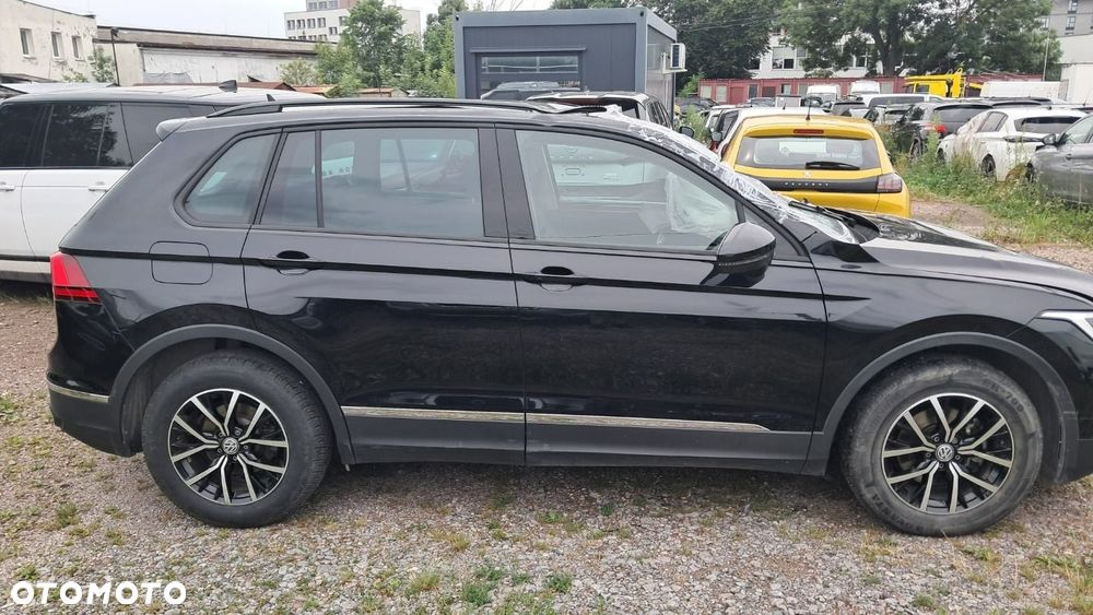 Volkswagen Tiguan - 4