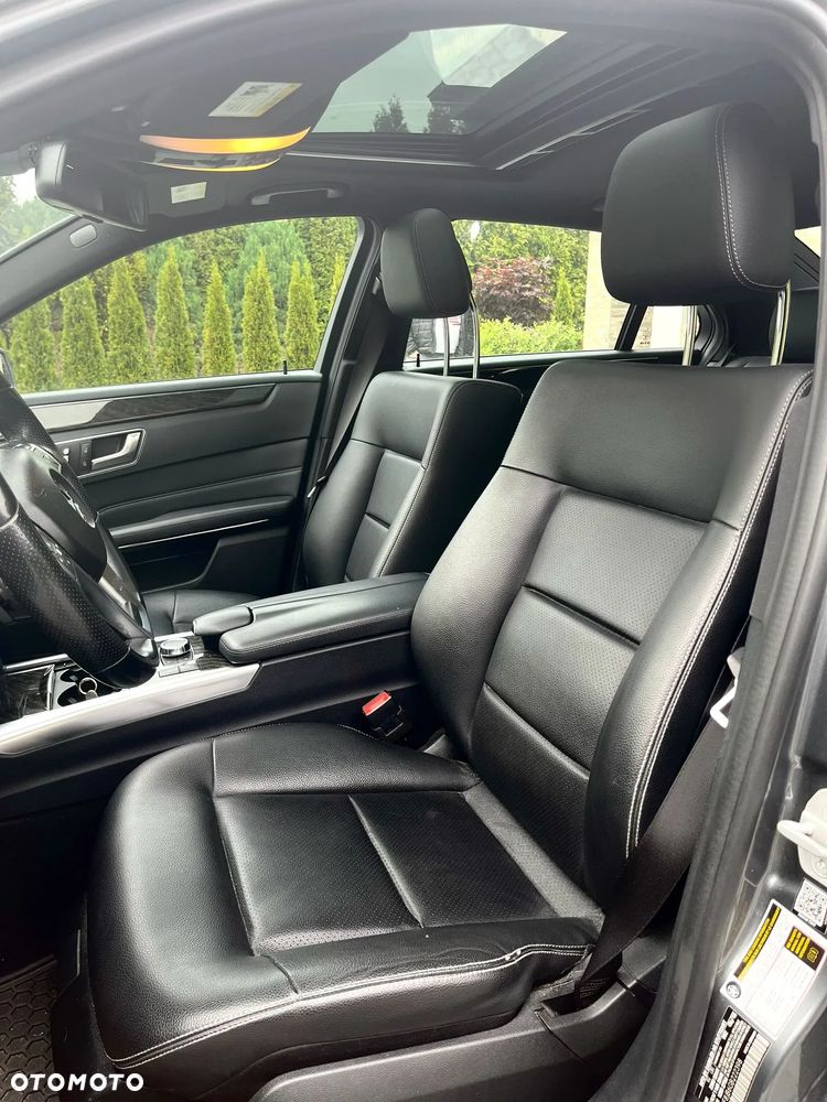 Mercedes-Benz Klasa E 350 4Matic 7G-TRONIC - 19
