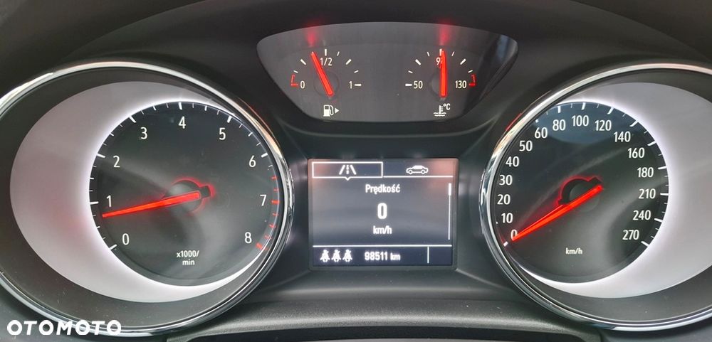 Opel Astra 1.4 T Elite - 11