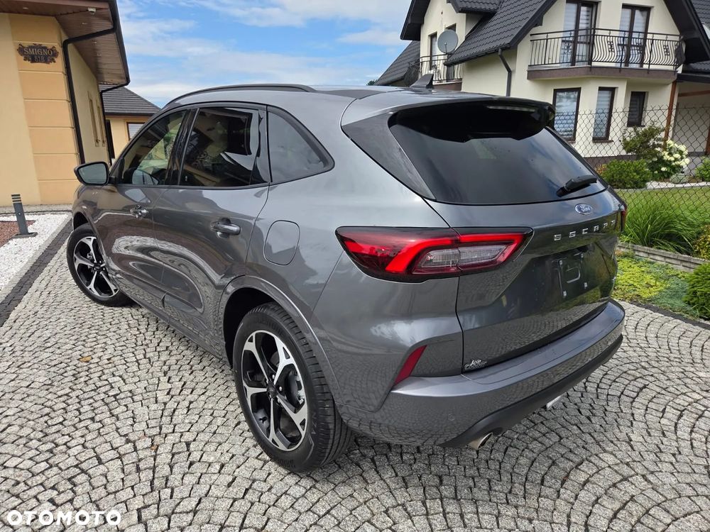 Ford Kuga 2.0 EcoBoost 4x4 ST-Line - 40