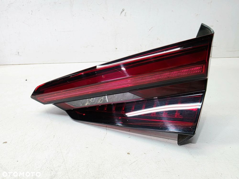 LAMPA PRAWY TYŁ LED W KLAPĘ AUDI A5 8F SPORTBACK 8W6945094H - 6