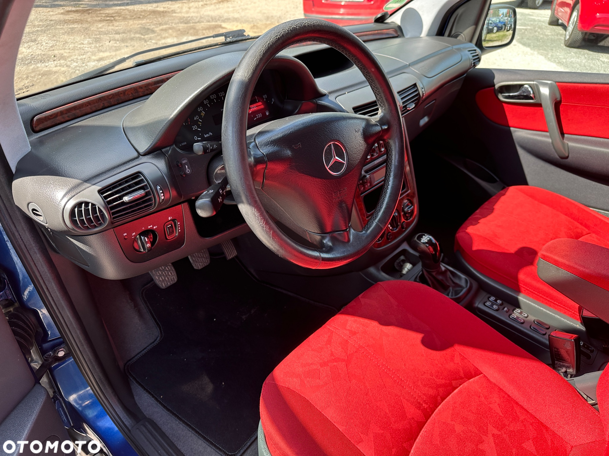 Mercedes-Benz Vaneo 1.9 La Vida - 16