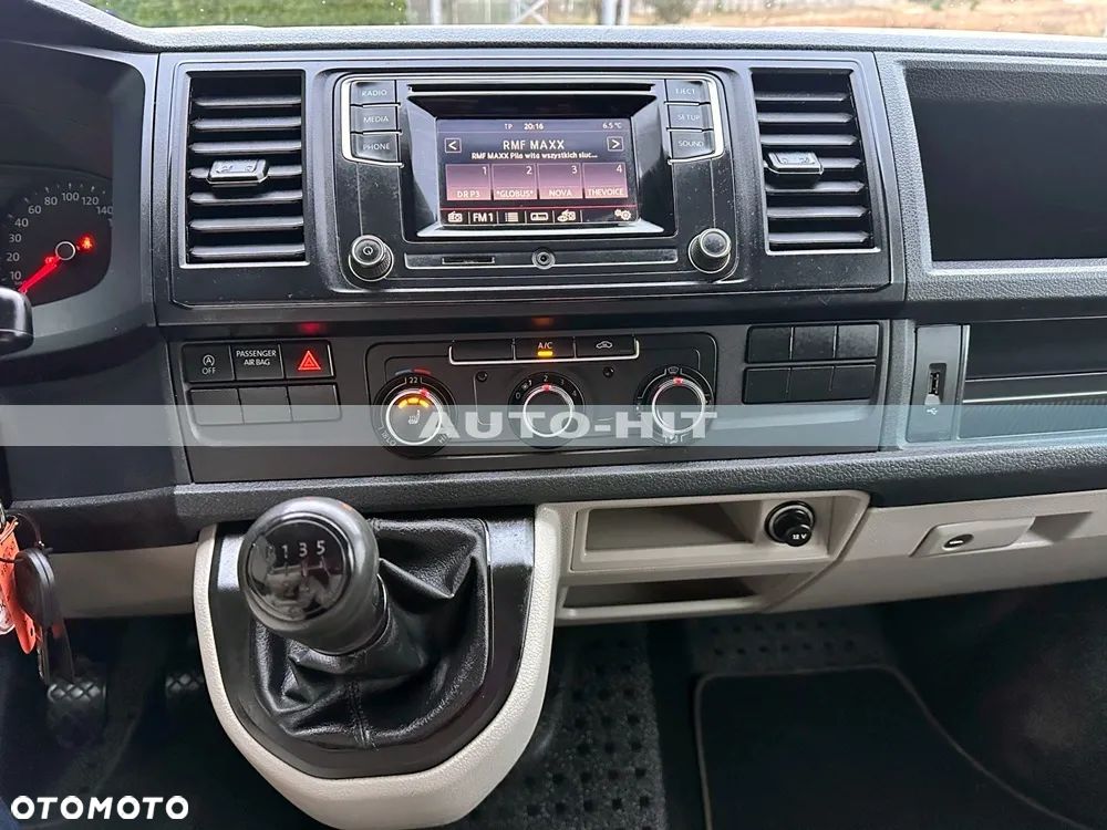 Volkswagen Transporter - 26