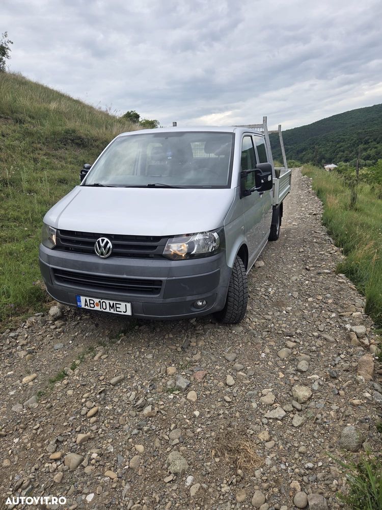 Volkswagen Transporter - 1