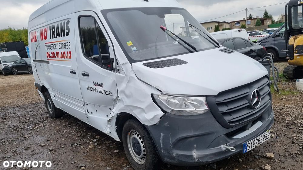 Mercedes-Benz Sprinter - 3