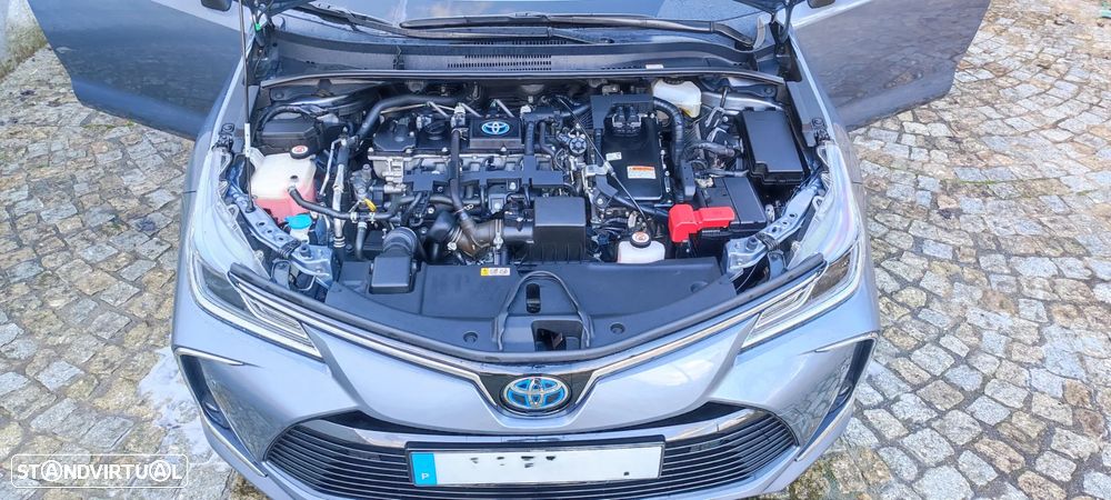 Toyota Corolla SD 1.8 Hybrid Luxury - 10