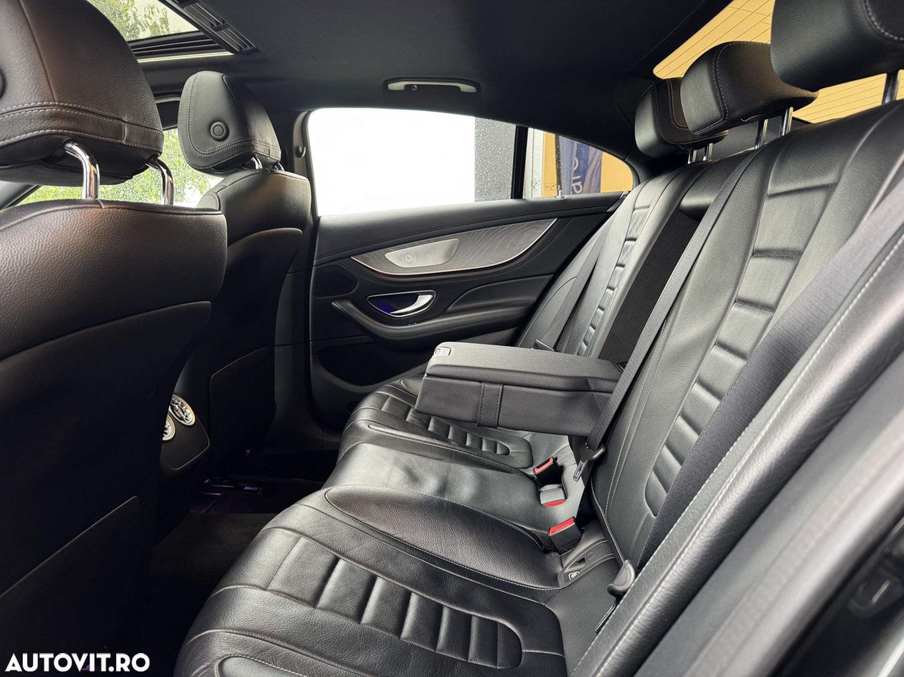 Mercedes-Benz CLS 400 d 4MATIC Aut - 38