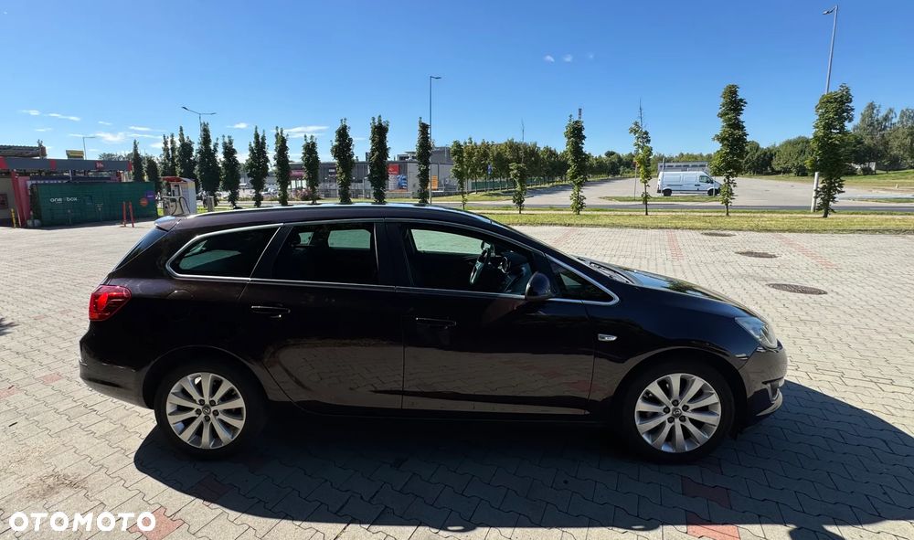 Opel Astra 1.4 T Cosmo EU6 - 5