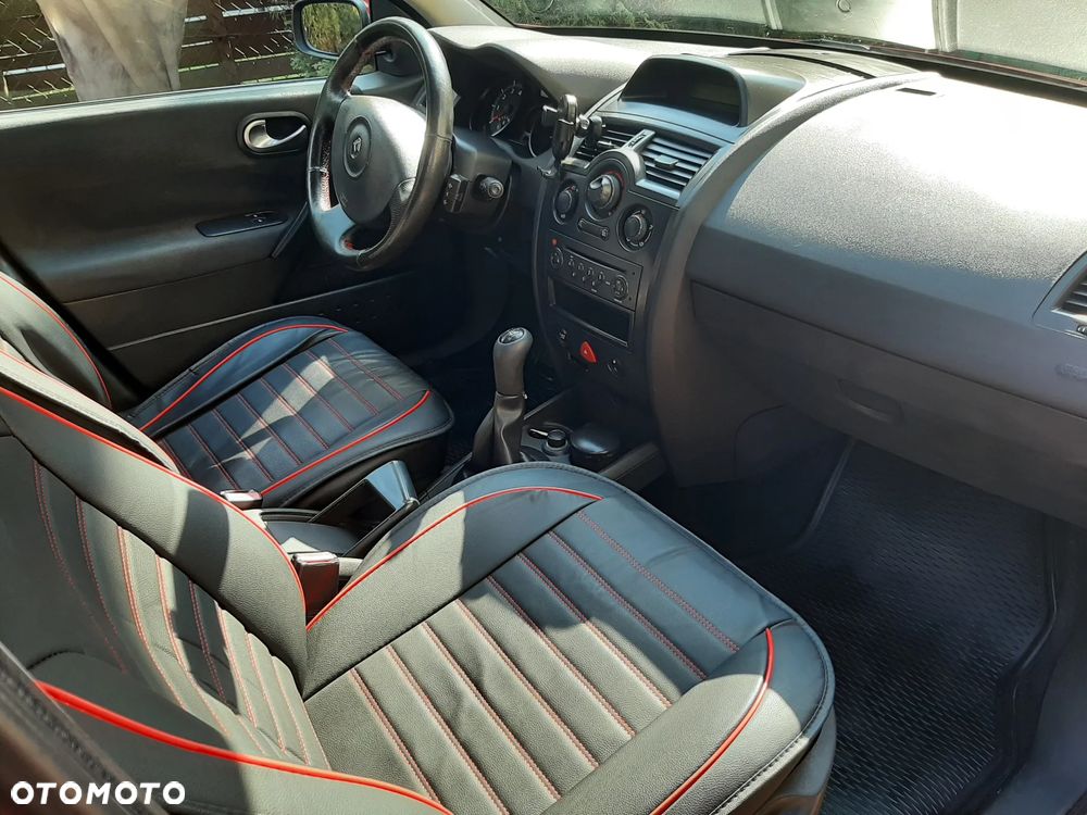 Renault Megane 1.4 16V Authentique - 11