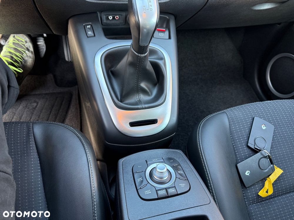 Renault Scenic 2.0 16V 140 CVT Dynamique - 13