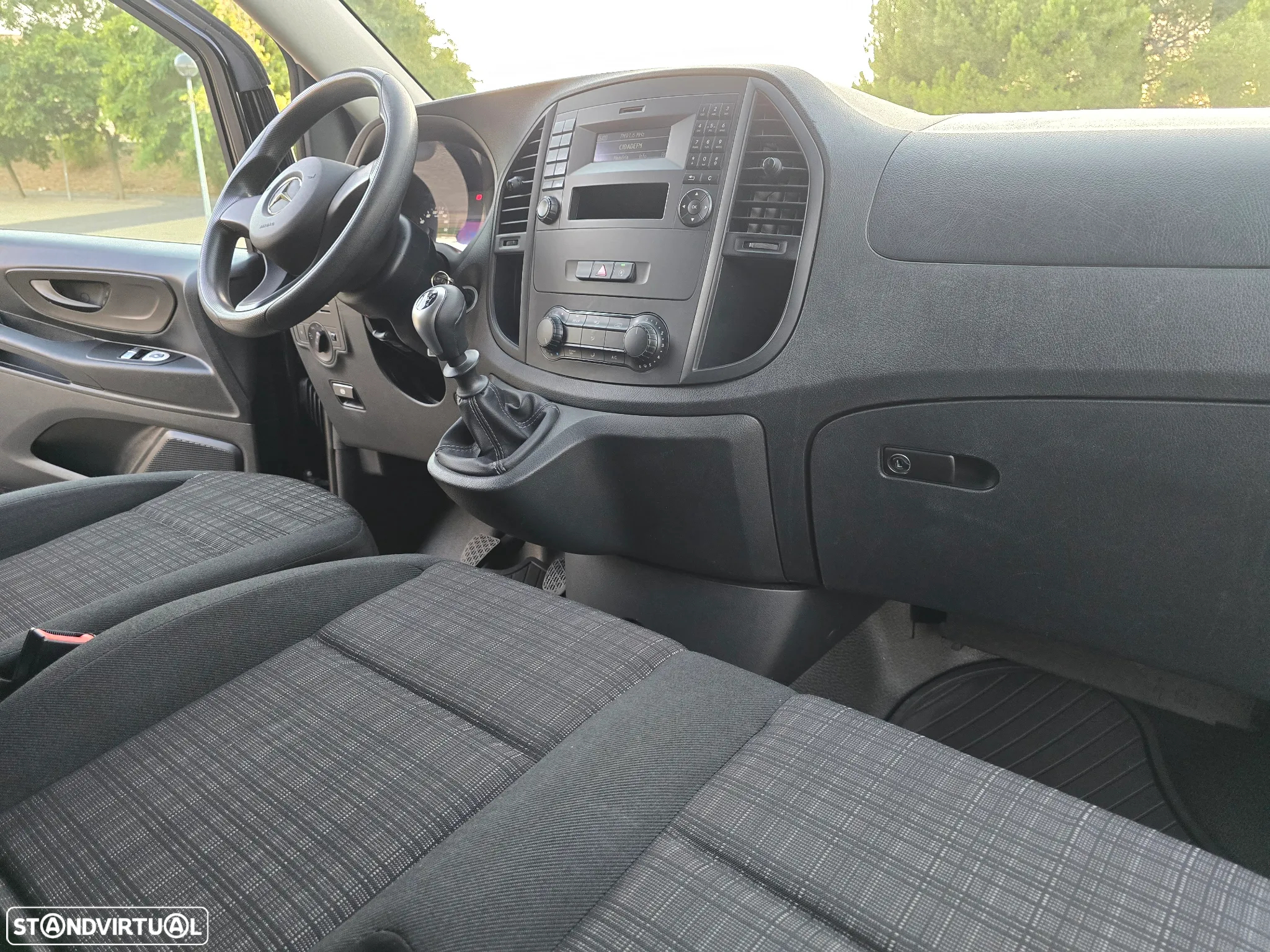 Mercedes-Benz Vito Tourer 110 CDi/32 - 23