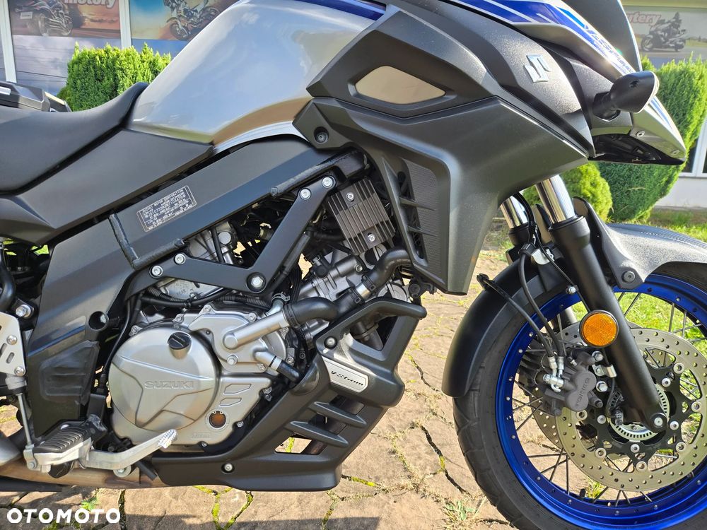 Suzuki V-STROM - 22