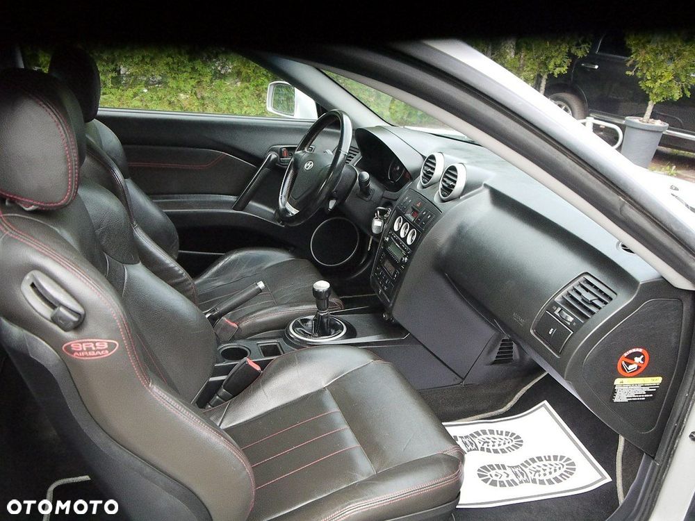 Hyundai Coupe - 26