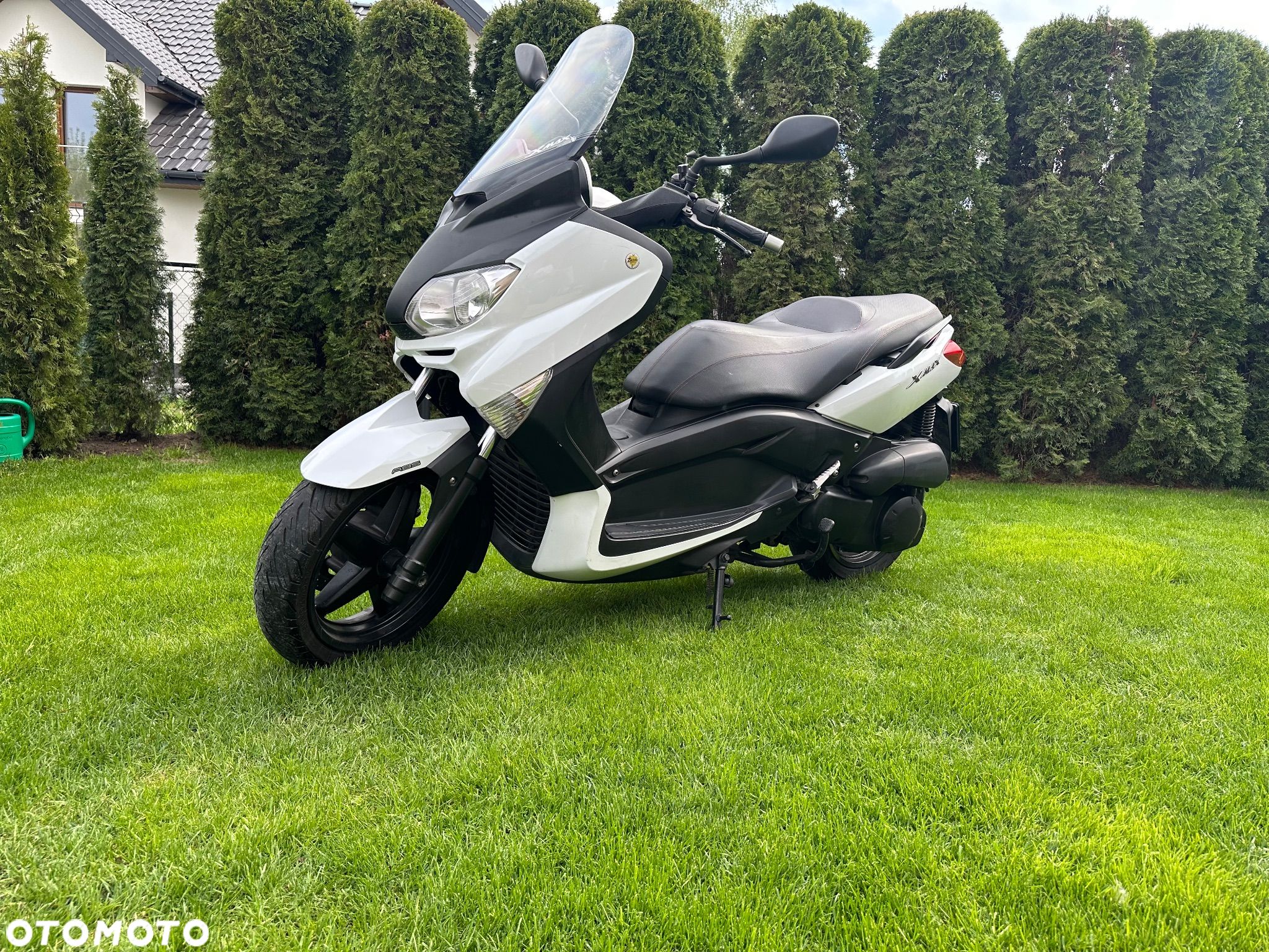 Yamaha X-max - 1