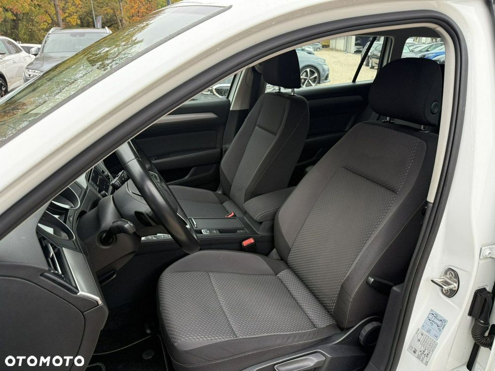 Volkswagen Passat 2.0 TDI EVO Business DSG - 13