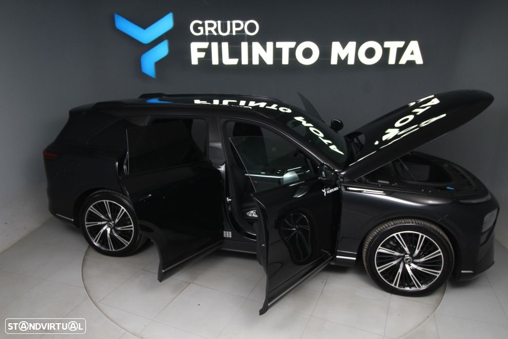 Xpeng G9 93.1 kWh AWD Performance - 18