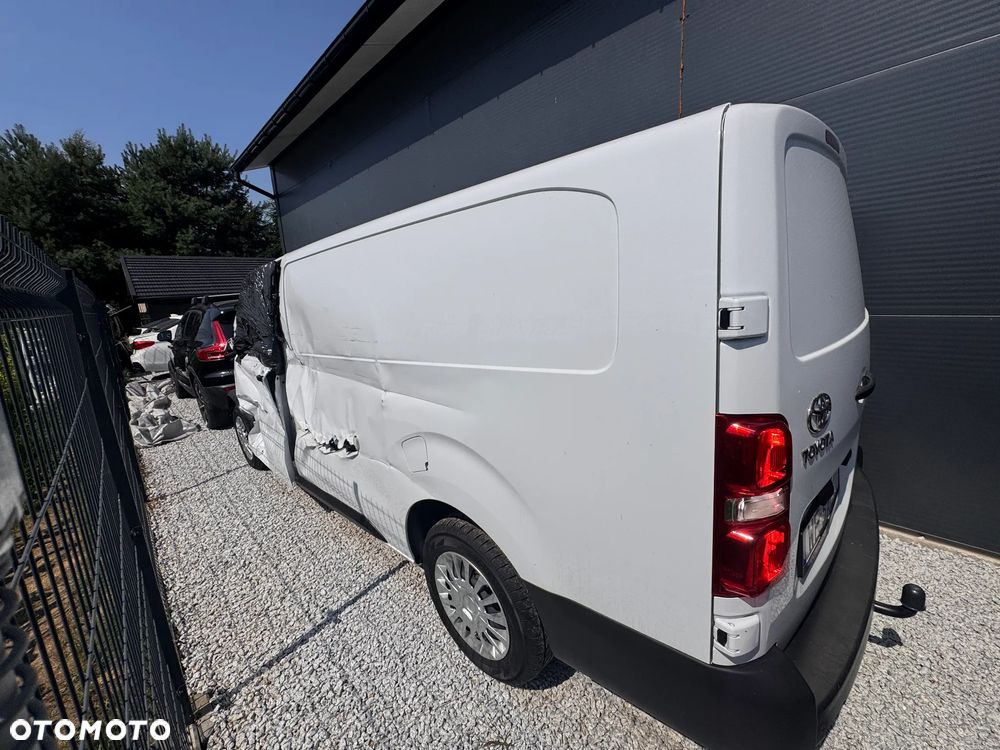 Toyota proace - 10