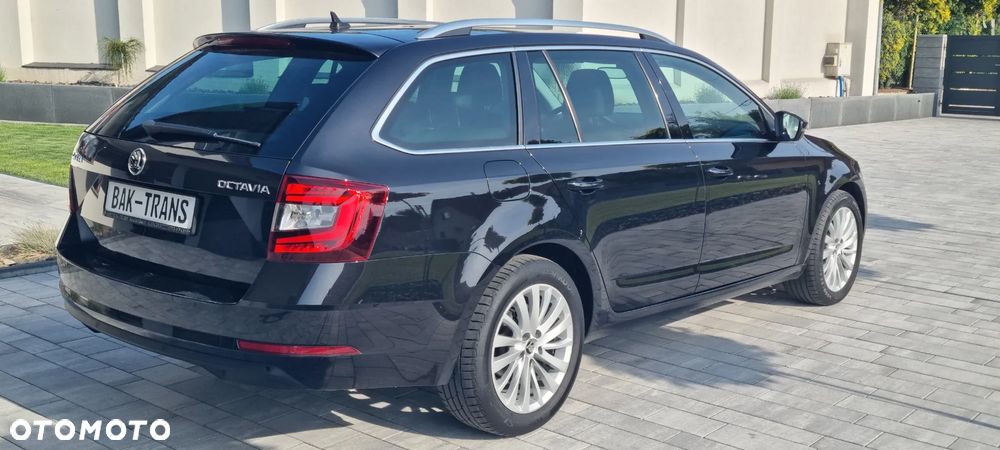 Skoda Octavia 2.0 TDI DSG Premium Edition - 6