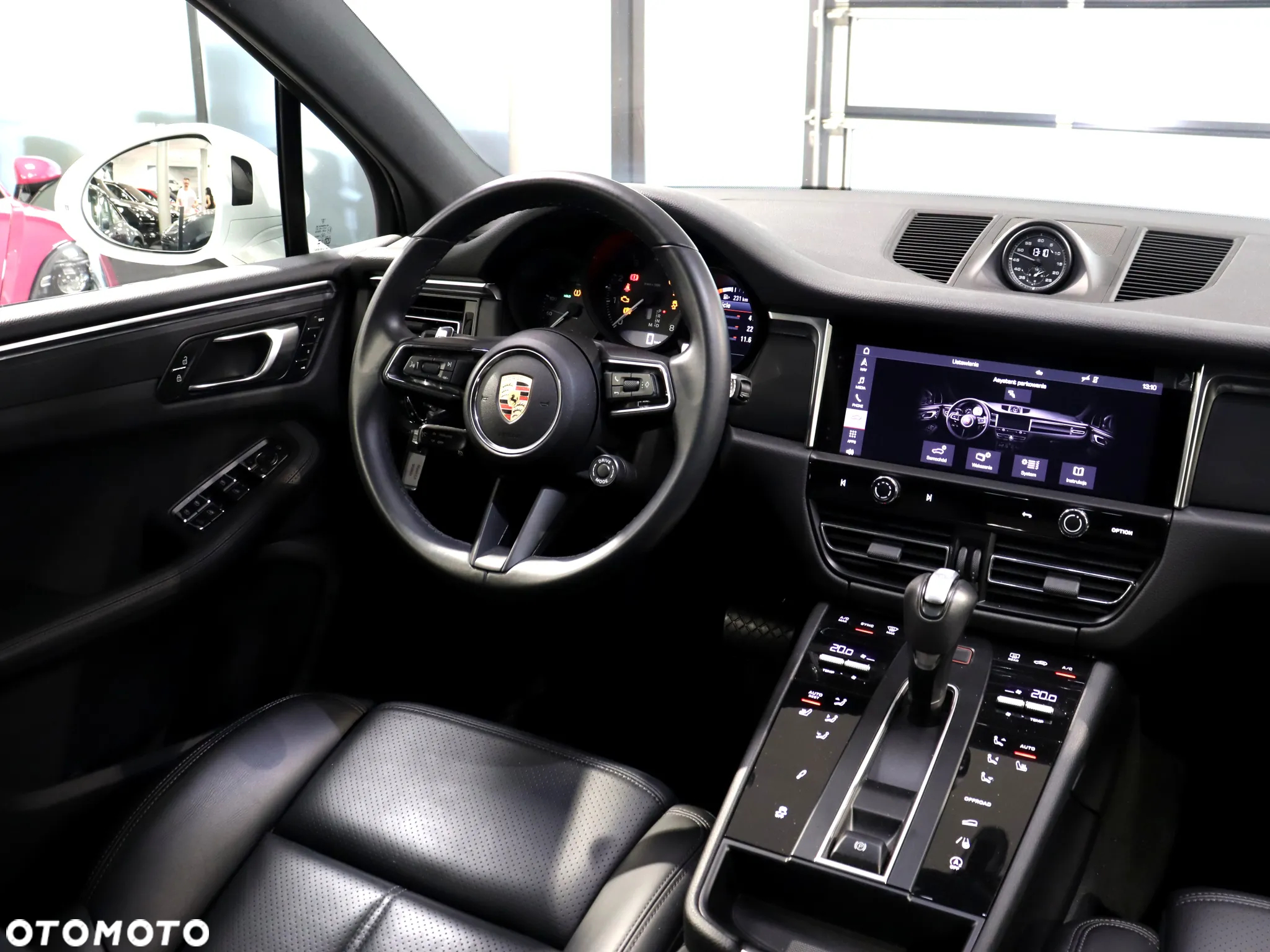 Porsche Macan Standard - 19