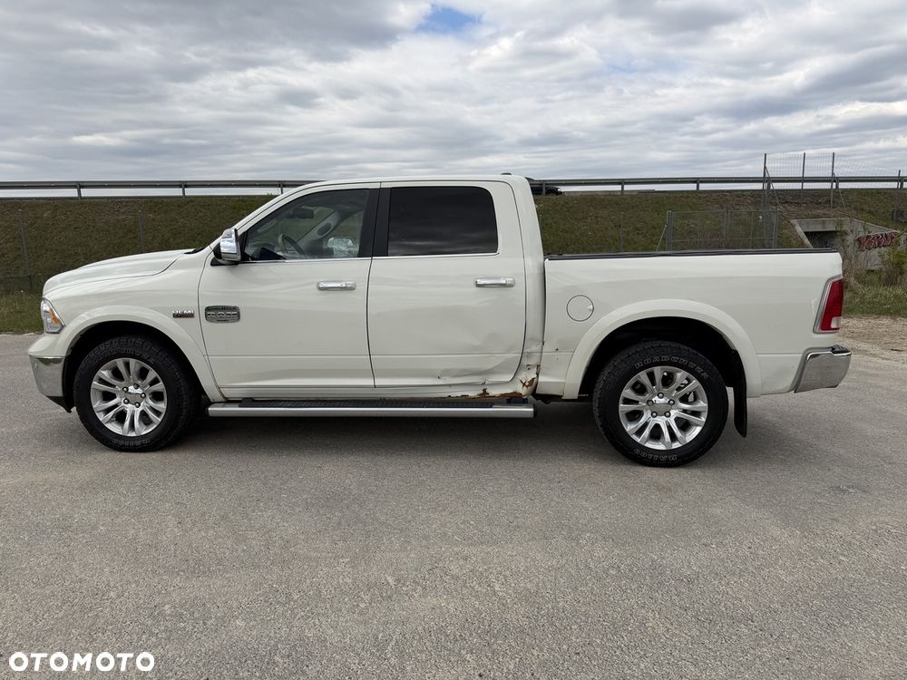 RAM 1500 5.7 Crew Cab Shortbed Limited Black - 16