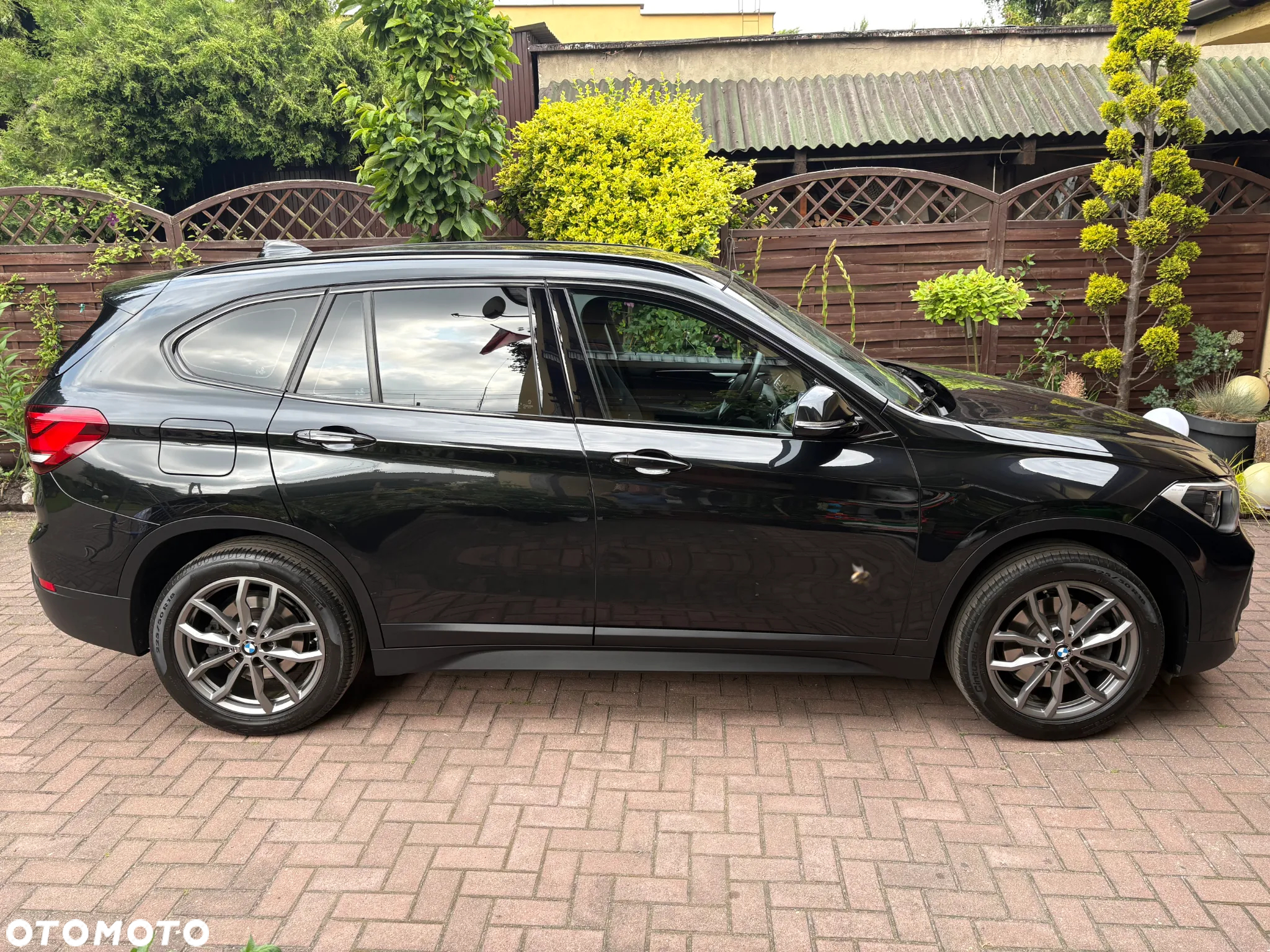 BMW X1 xDrive20d Advantage sport - 3