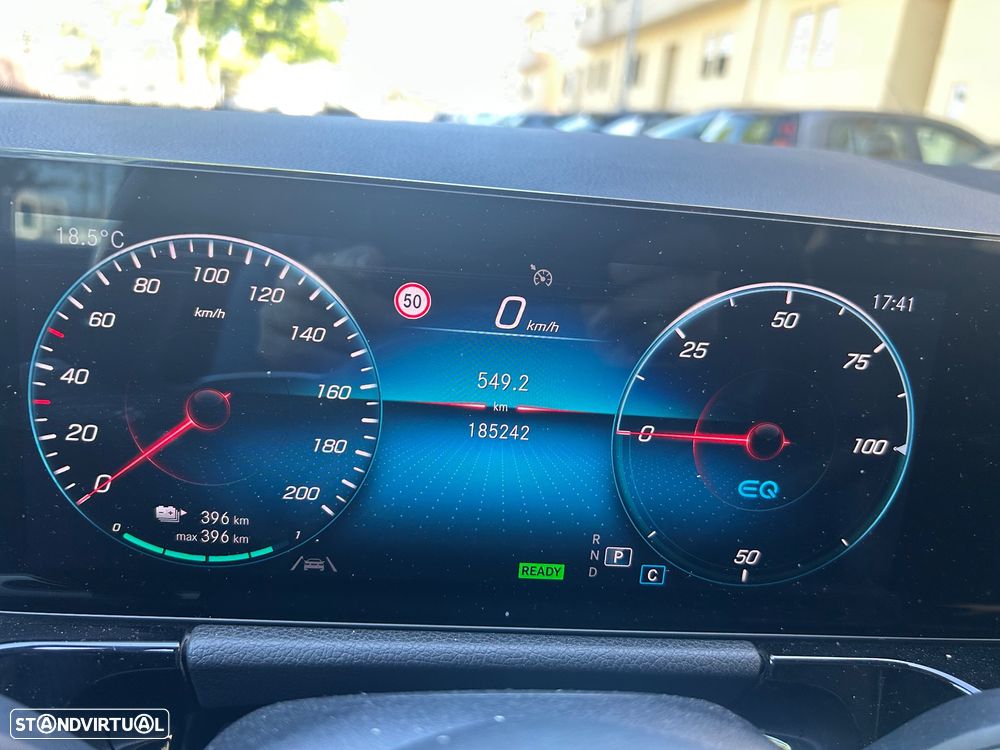 Mercedes-Benz EQA 250 Progressive - 36