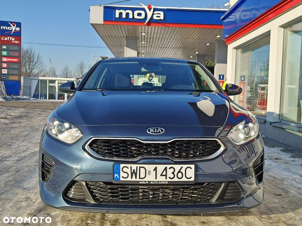 Kia Ceed - 8