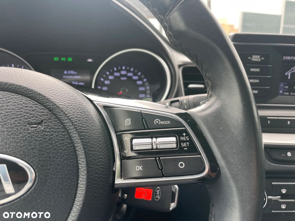Kia Ceed 1.6 CRDi SCR M - 26