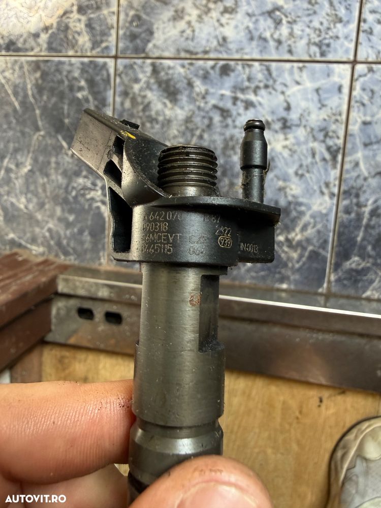Injectoare mercedes 3.0 v6 euro 4 cod a6420701387 - 2