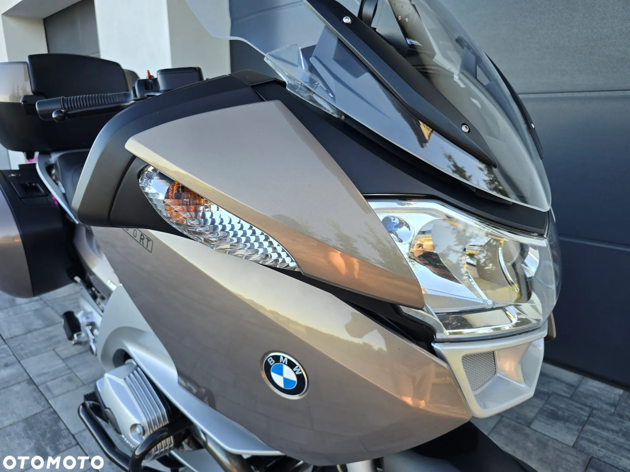 BMW R - 18