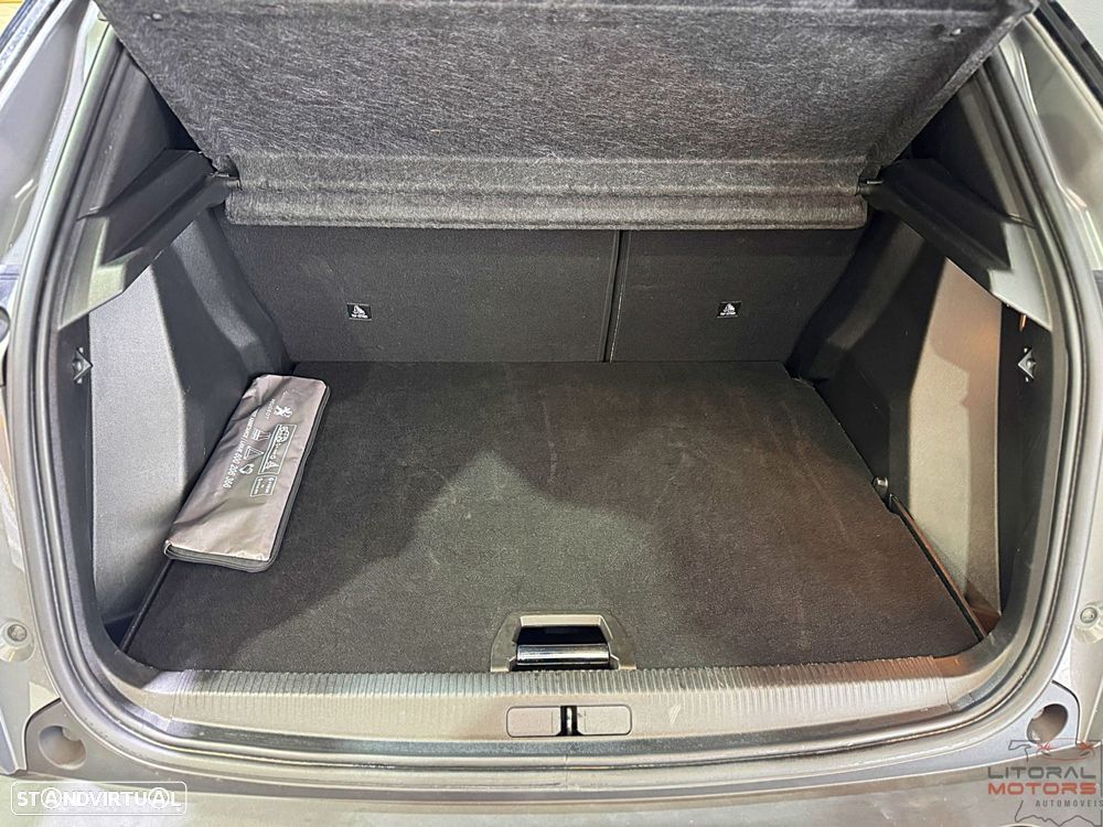 Peugeot 2008 1.2 PureTech Allure Pack - 10