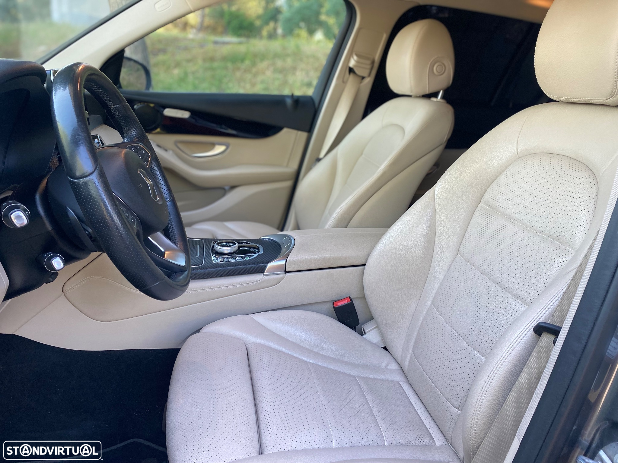 Mercedes-Benz GLC 220 d 4Matic 9G-TRONIC Exclusive - 25