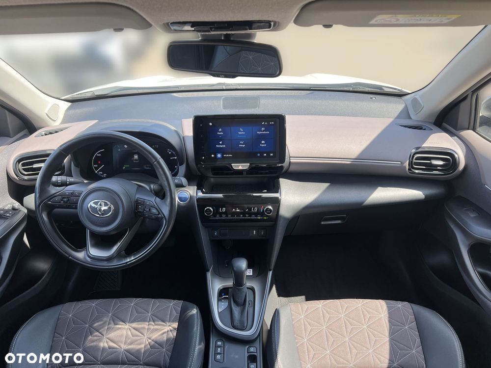 Toyota Yaris Cross - 12