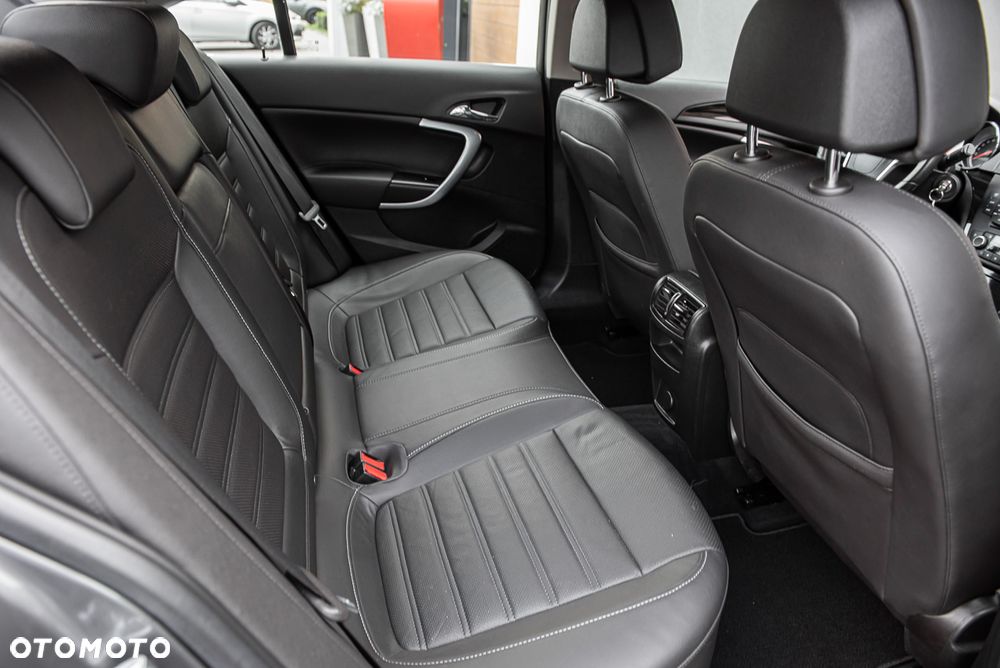 Opel Insignia 2.0 CDTI ecoFLEX Business Cosmo - 27