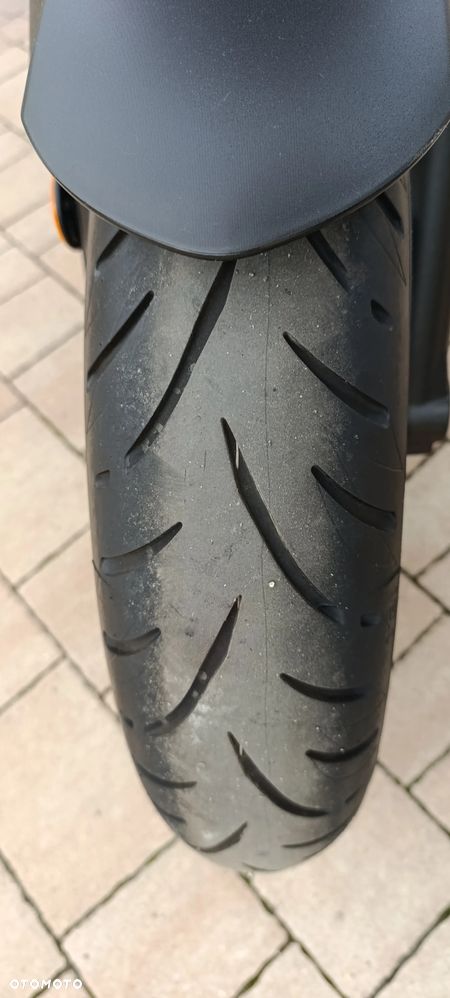 Yamaha MT - 17
