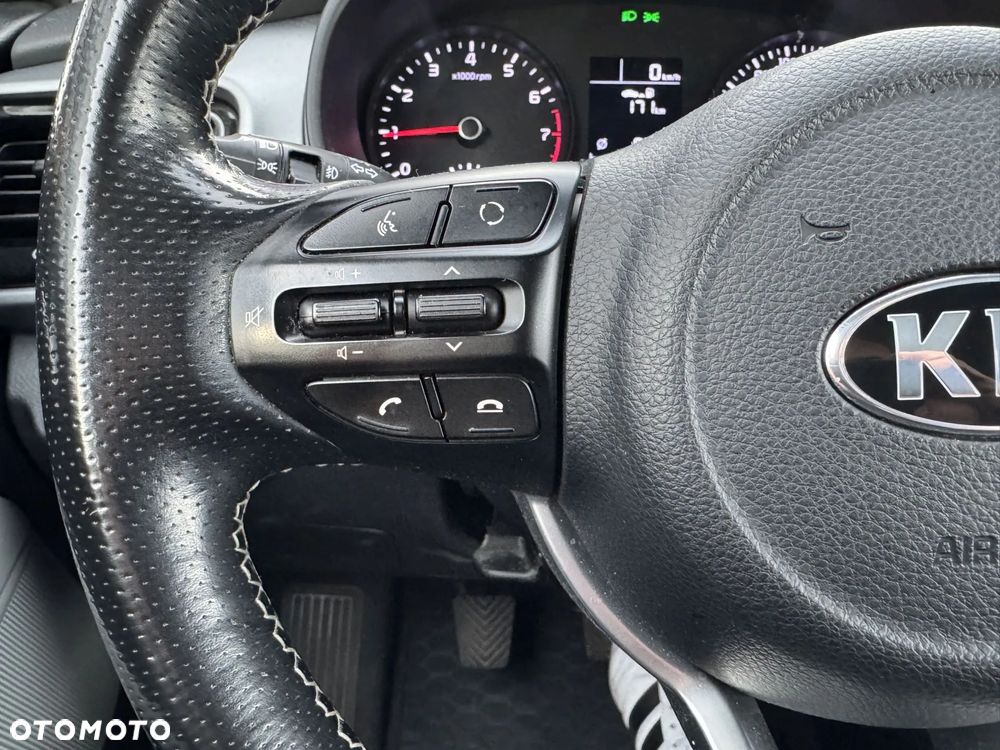 Kia Stonic 1.2 L - 20