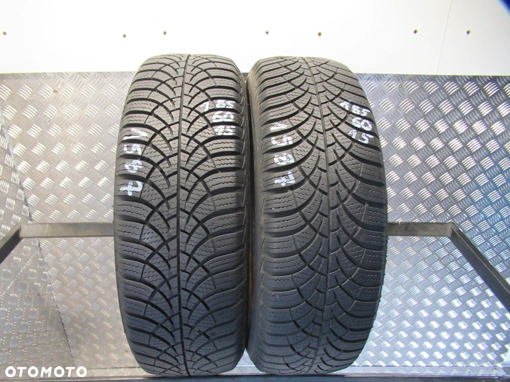 2x Goodyear Ultragrip 9 185/60/15 84T nr.1587 - 1