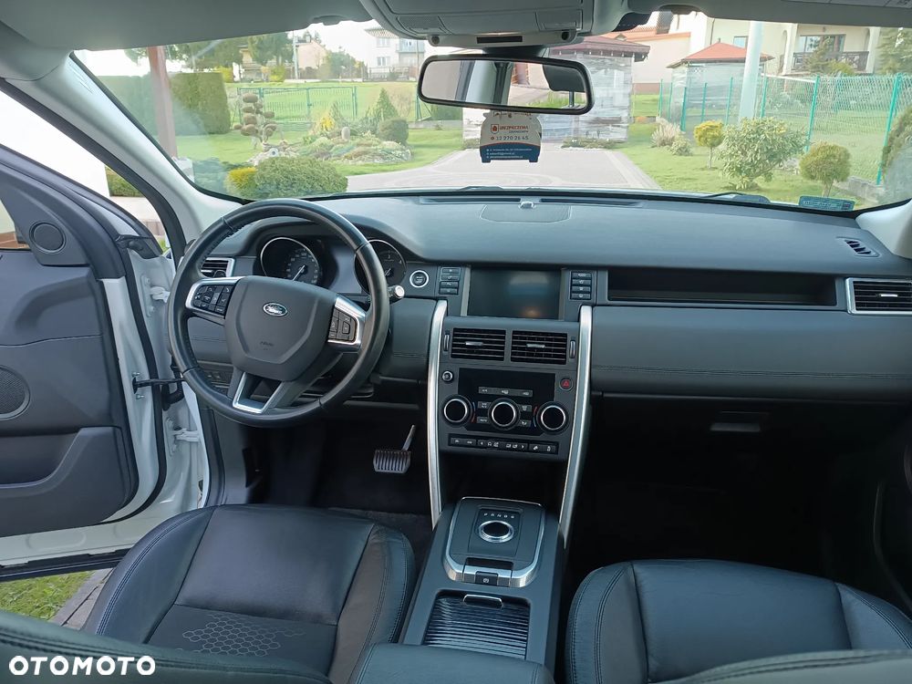 Land Rover Discovery Sport 2.0 D180 R-Dynamic HSE - 12
