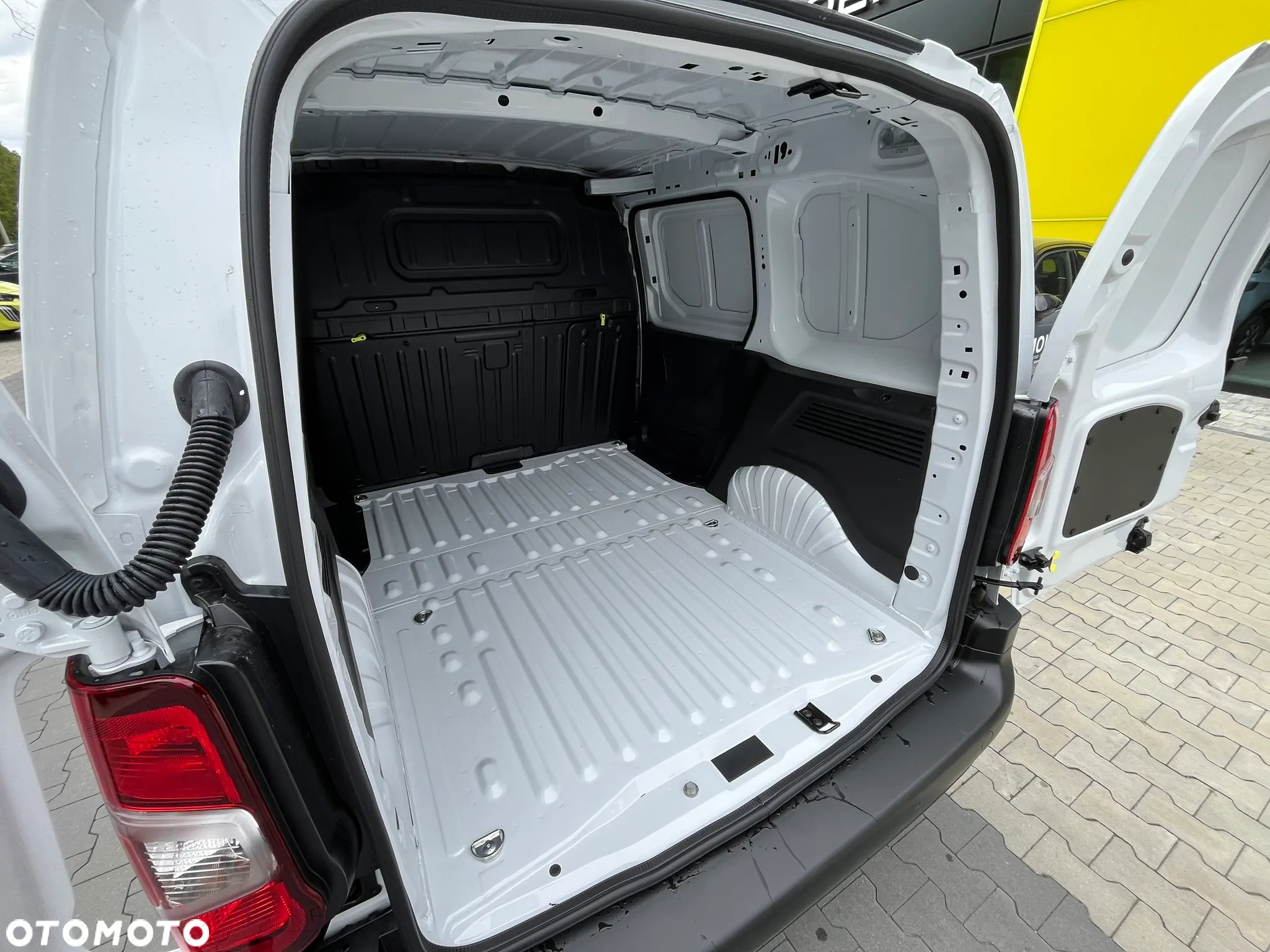 Opel OPEL COMBO CARGO|  L1 1000kg | 1.5 Diesel S&S 102 KM MT6 - 9