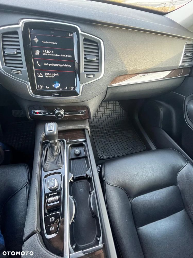 Volvo XC 90 T6 AWD Momentum - 12