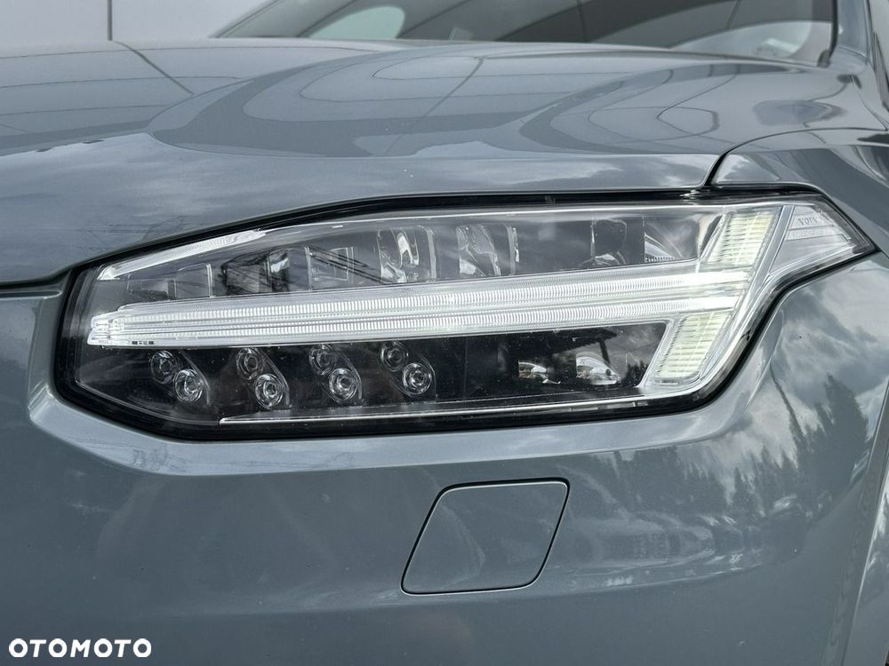 Volvo XC 90 T8 AWD Plug-In Hybrid Plus Dark 7os - 6