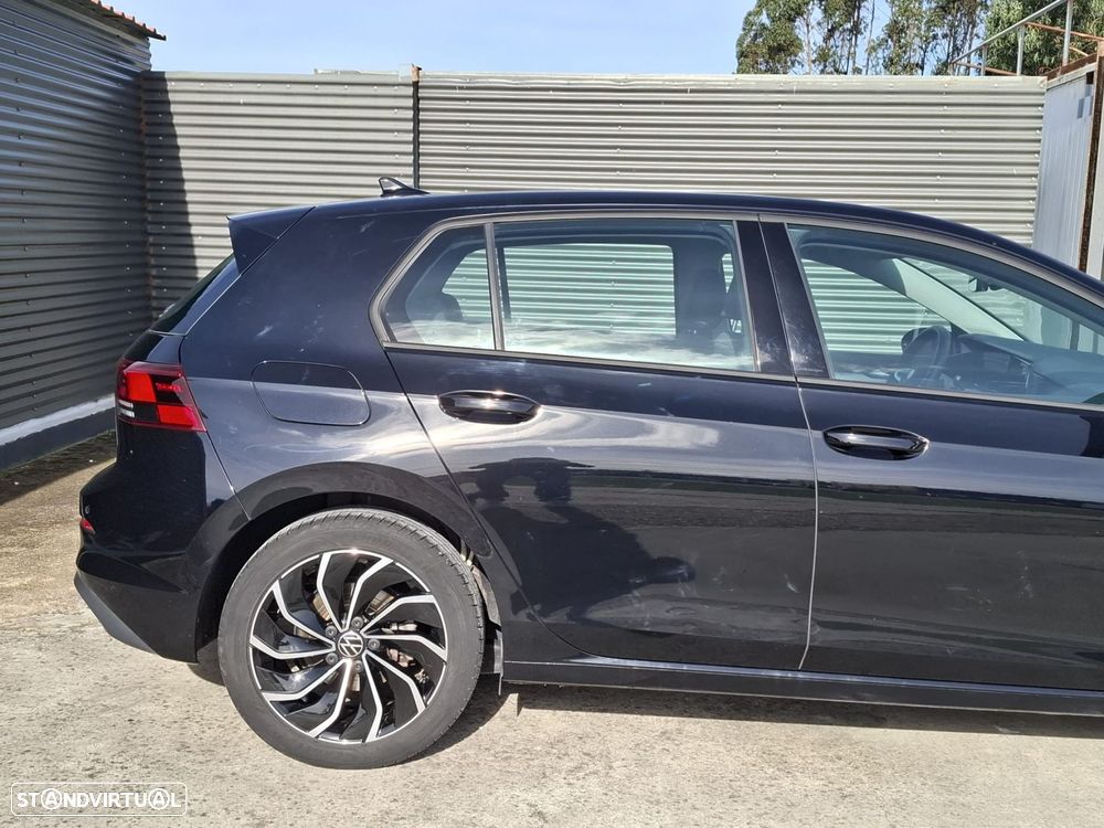 VW Golf 1.5 eTSI Life DSG - 13