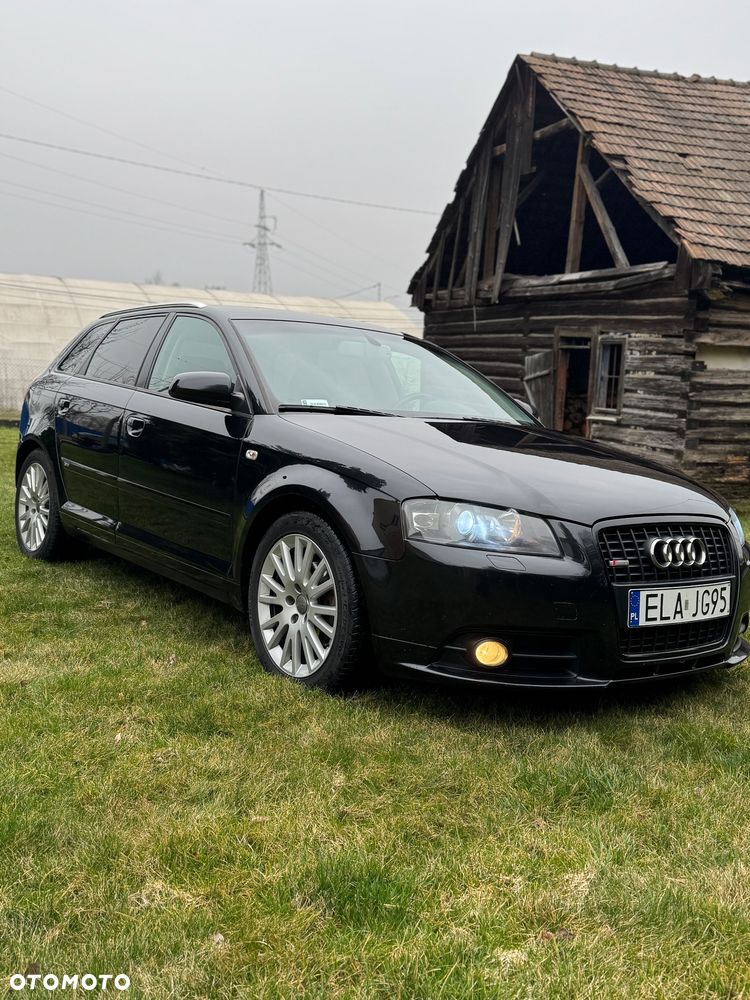 Audi A3 Sportback 2.0 TDI S line Sportpaket plus - 2