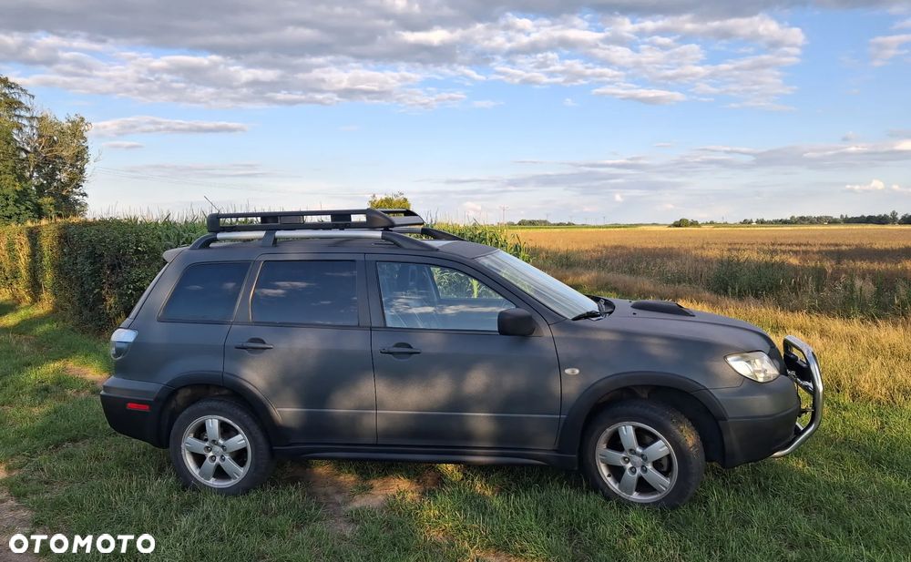 Mitsubishi Outlander - 5