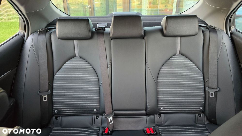 Toyota Camry 2.5 Hybrid Prestige CVT - 29