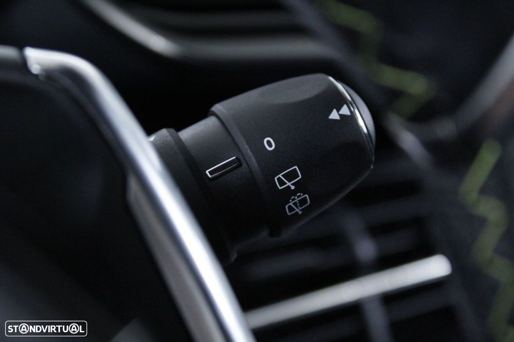 Peugeot 2008 1.5 BlueHDi GT Line EAT8 - 26