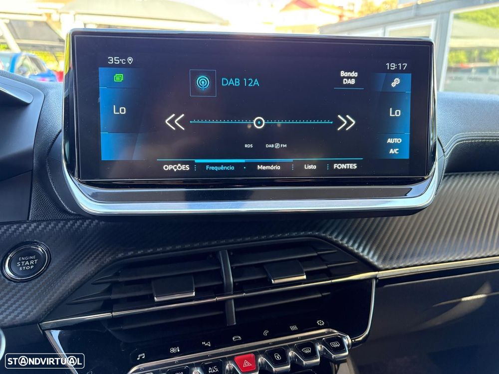 Peugeot 208 1.2 PureTech GT Line EAT8 - 12