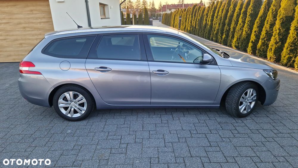 Peugeot 308 BlueHDi 120 Stop & Start Business-Line - 28