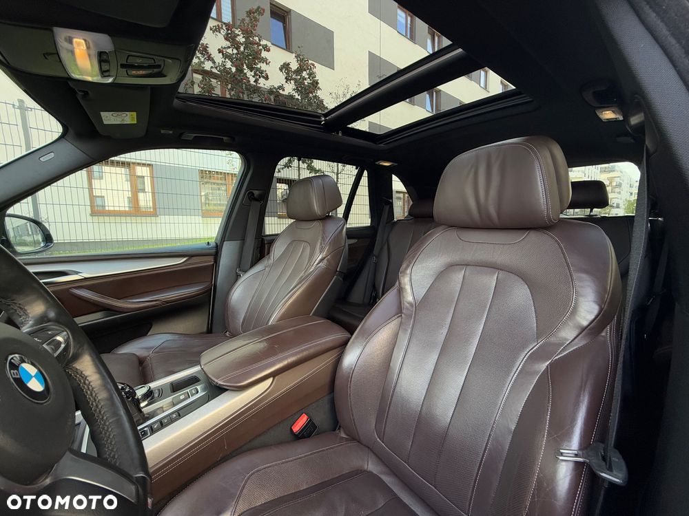 BMW X5 xDrive50i - 22