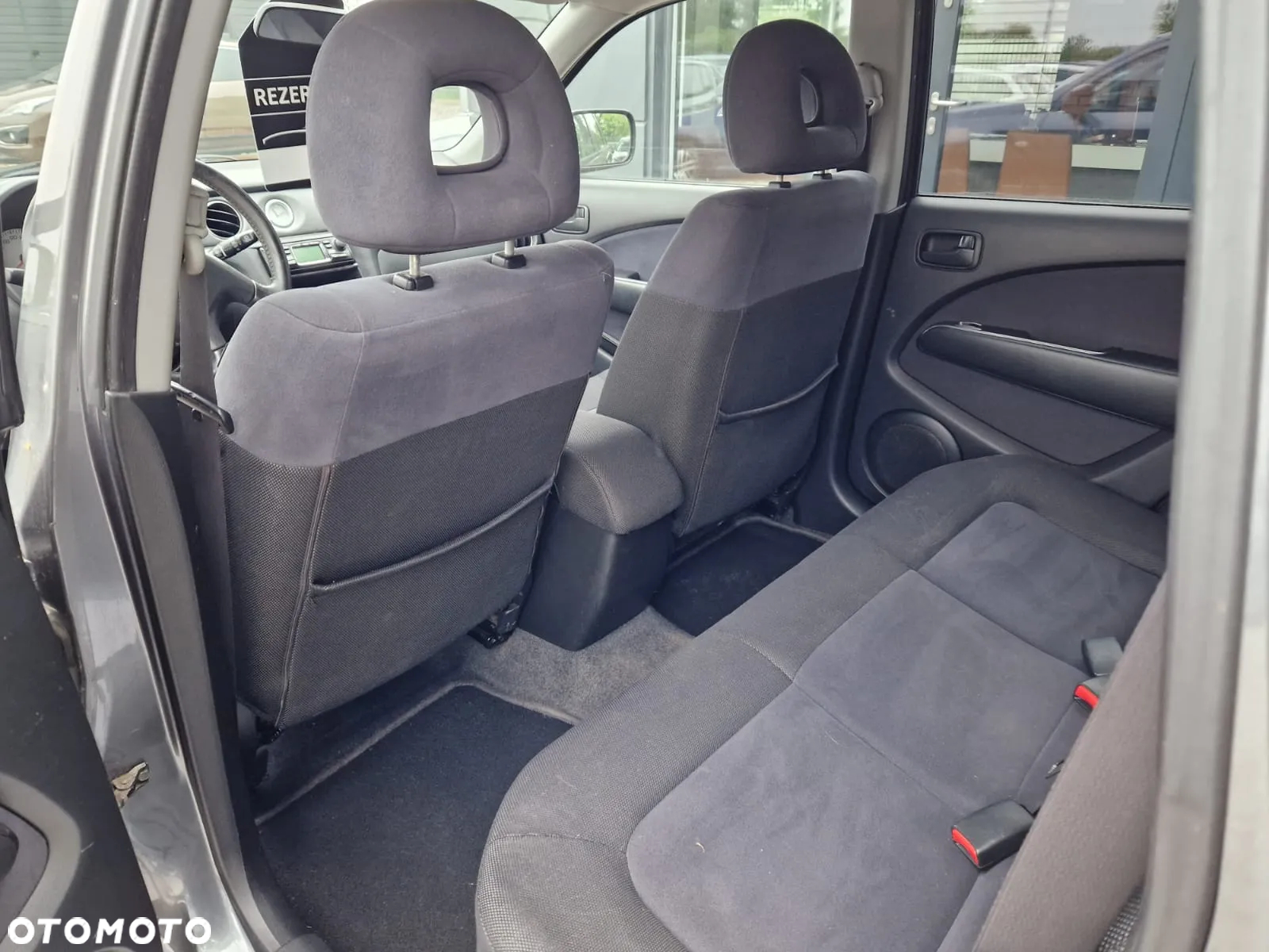 Mitsubishi Outlander 2.0 Comfort - 19